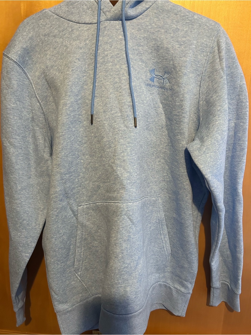 Under Armour Men’s medium Icon Fleece Hoodie